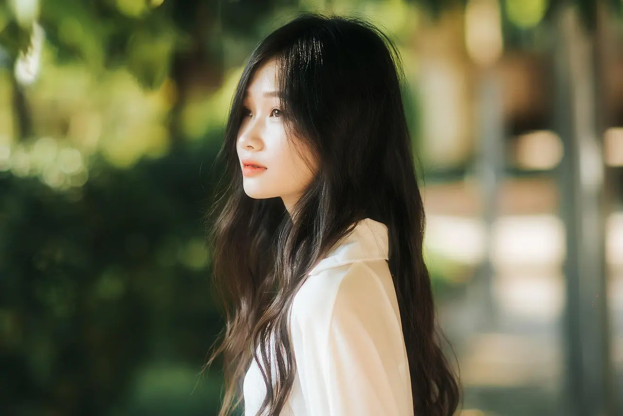 25歳で結婚は勝ち組なのか